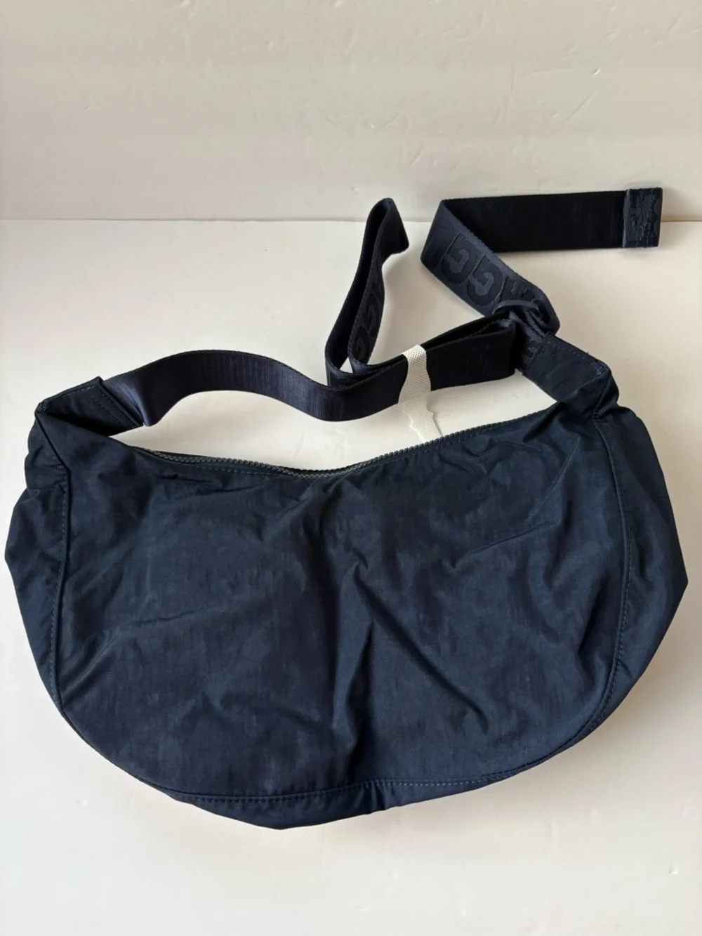 NWT BAGGU UO Exclusive Teddy Bear Medium Nylon Crescent Bag